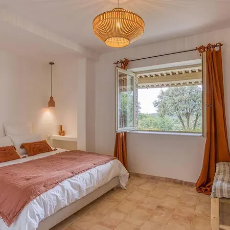 Maison La Hulotte * Lussan (Gard)