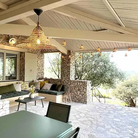 빌라 Maison La Hulotte *